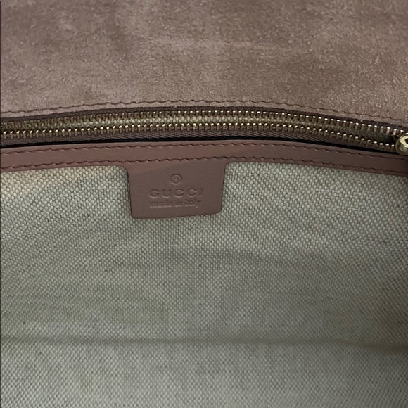 Gucci Nude Patent Leather Clutch - Picture 6 of 9